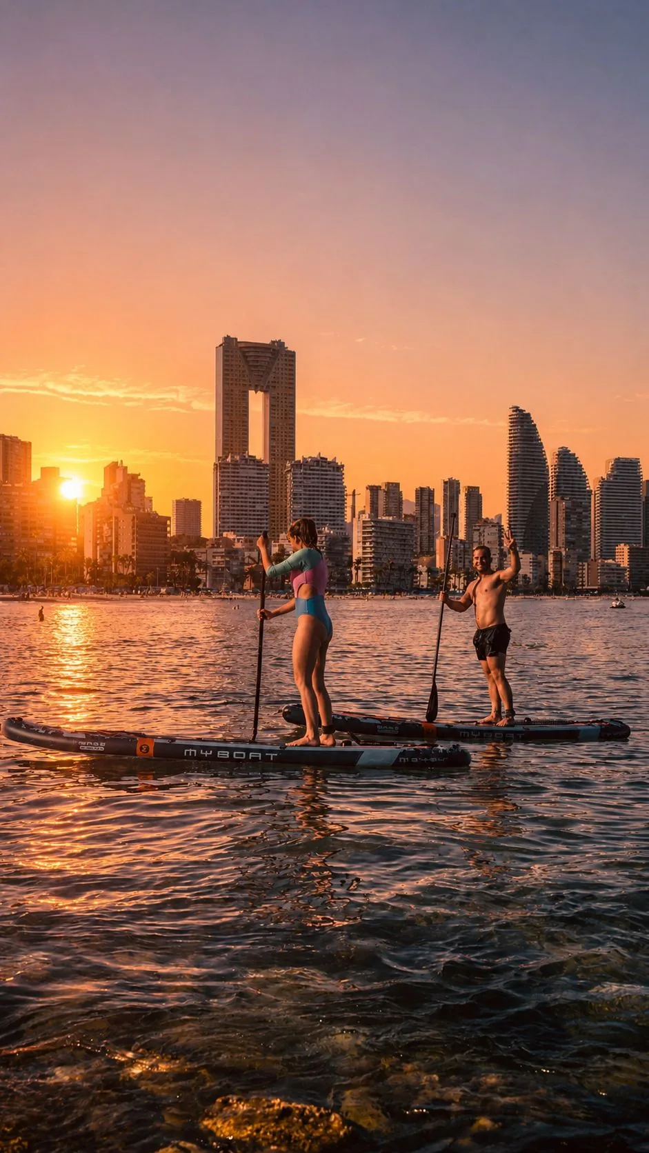 Amanecer en paddle surf con desayuno gourmet en Benidorm